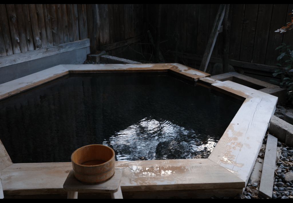 Rotenburo privé à Hirayu onsen - Au gré des continents