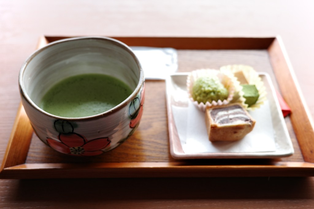 Matcha et wagashi, une des meilleures expériences au Japon - Au gré des continents