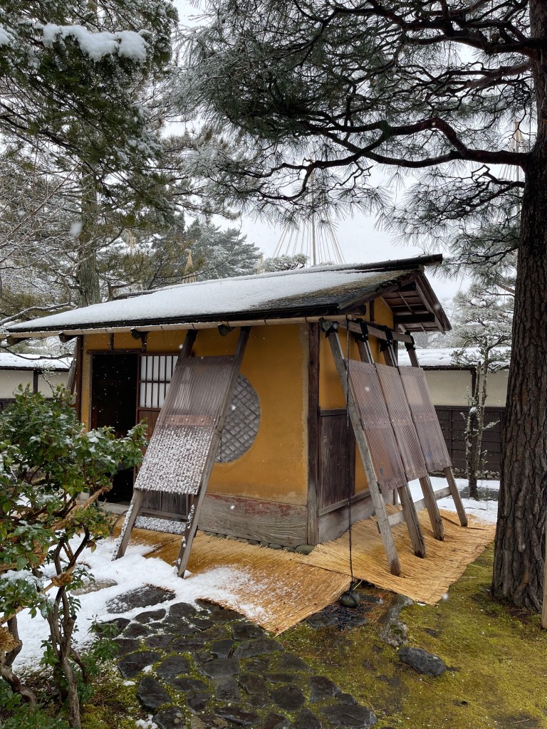 Maison de thé Rinkaku - Au gré des continents 
