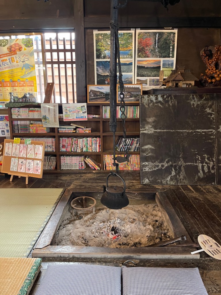 Yunokamionsen Station - Au gré des continents 