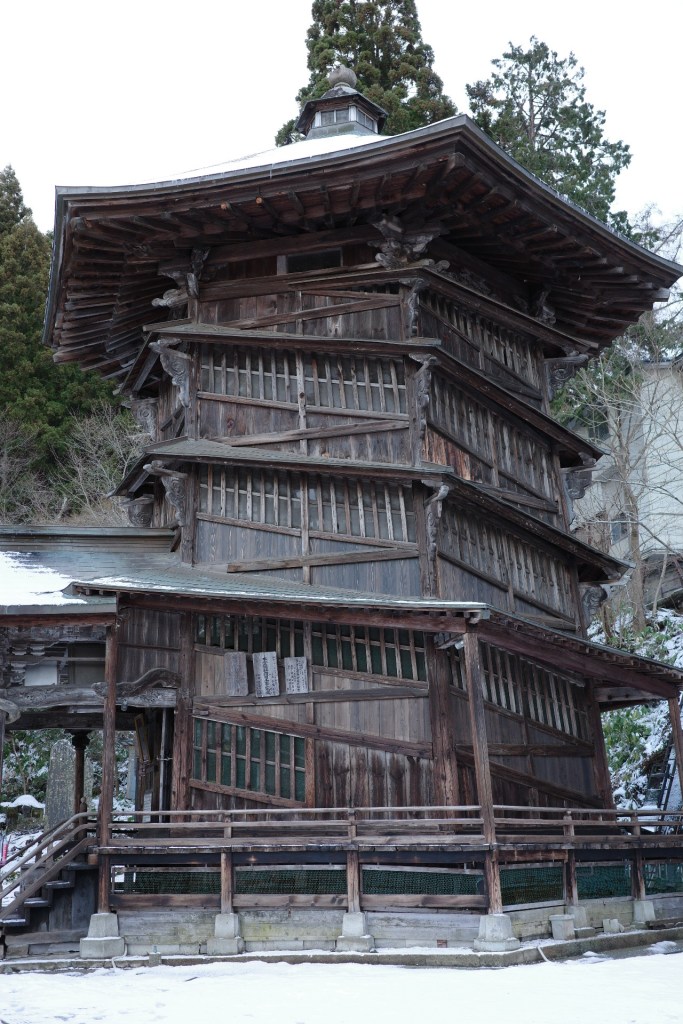 Pavillon Sazaedō à Aizu - Au gré des continents 